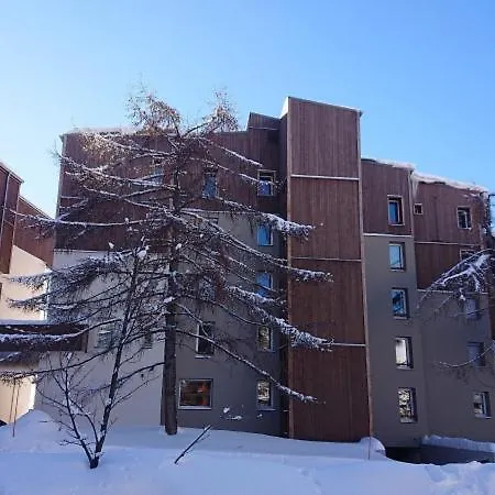Cote Brune 5 Apartment